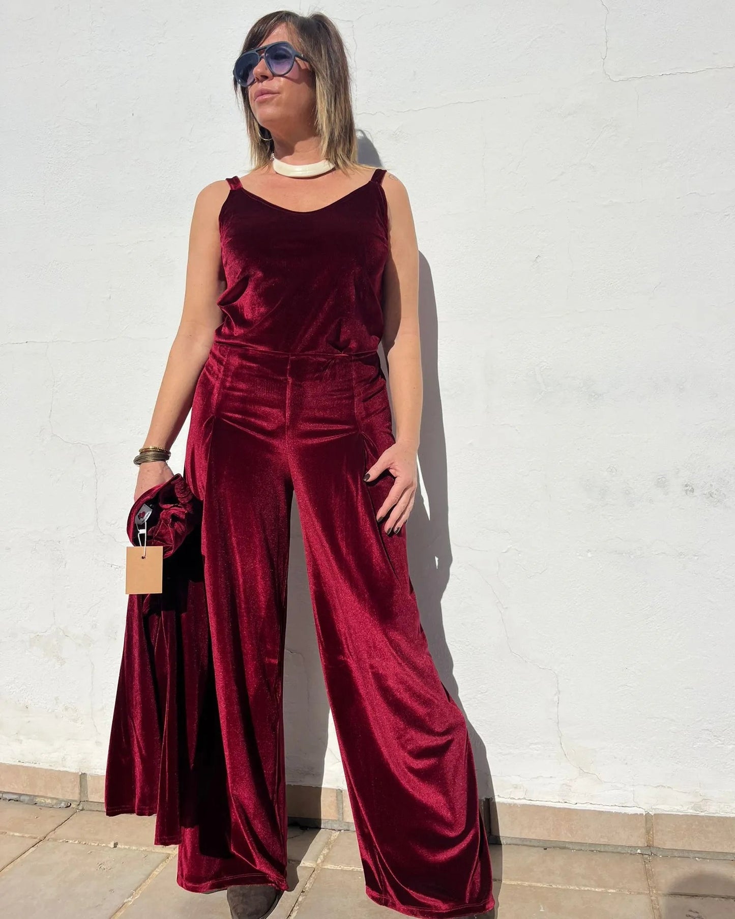 Camiseta estilo top de terciopelo color granate